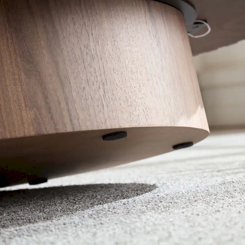 Round Coffee Table with Pedestal Base and Natural Ash Grain